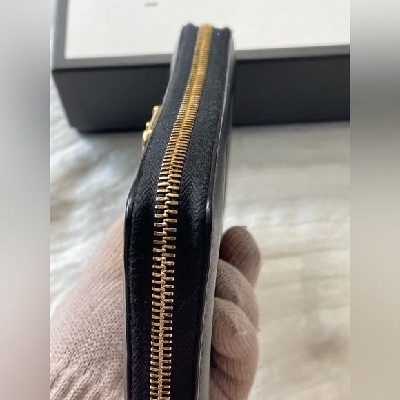 Gucci Sylvie black zippy aroun wallet - Picture 7 of 16
